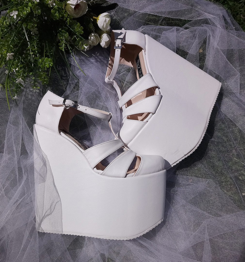 Bold Strap 18-22 cm Super High Heel Wedding Shoes Wedges