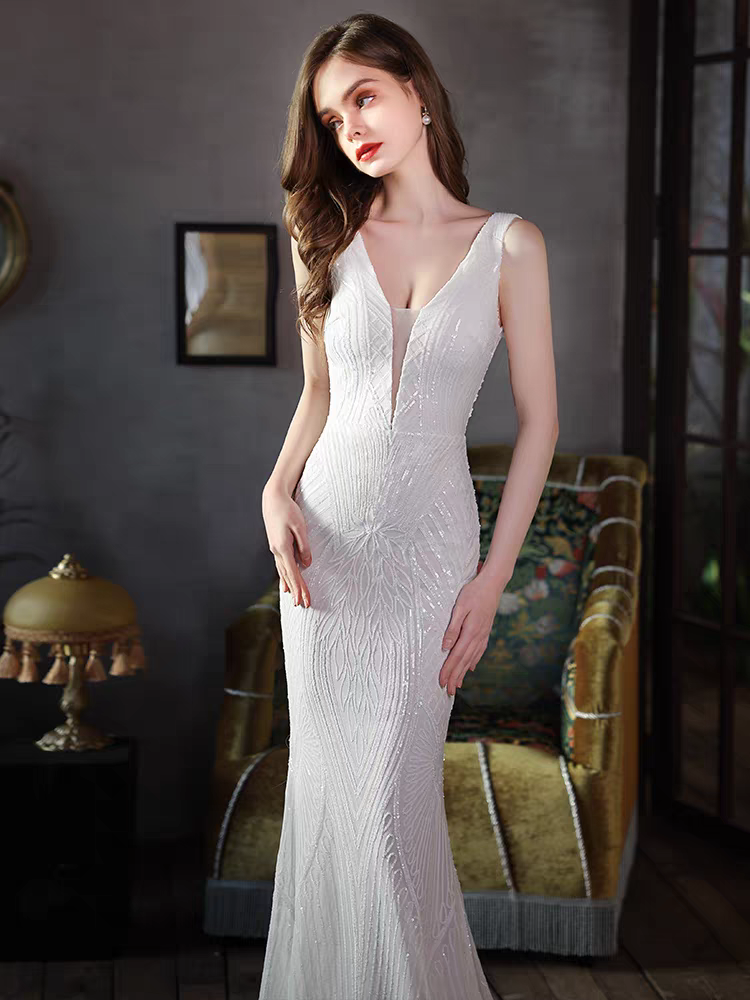 The Loretta White Sleeveless Mermaid Gown