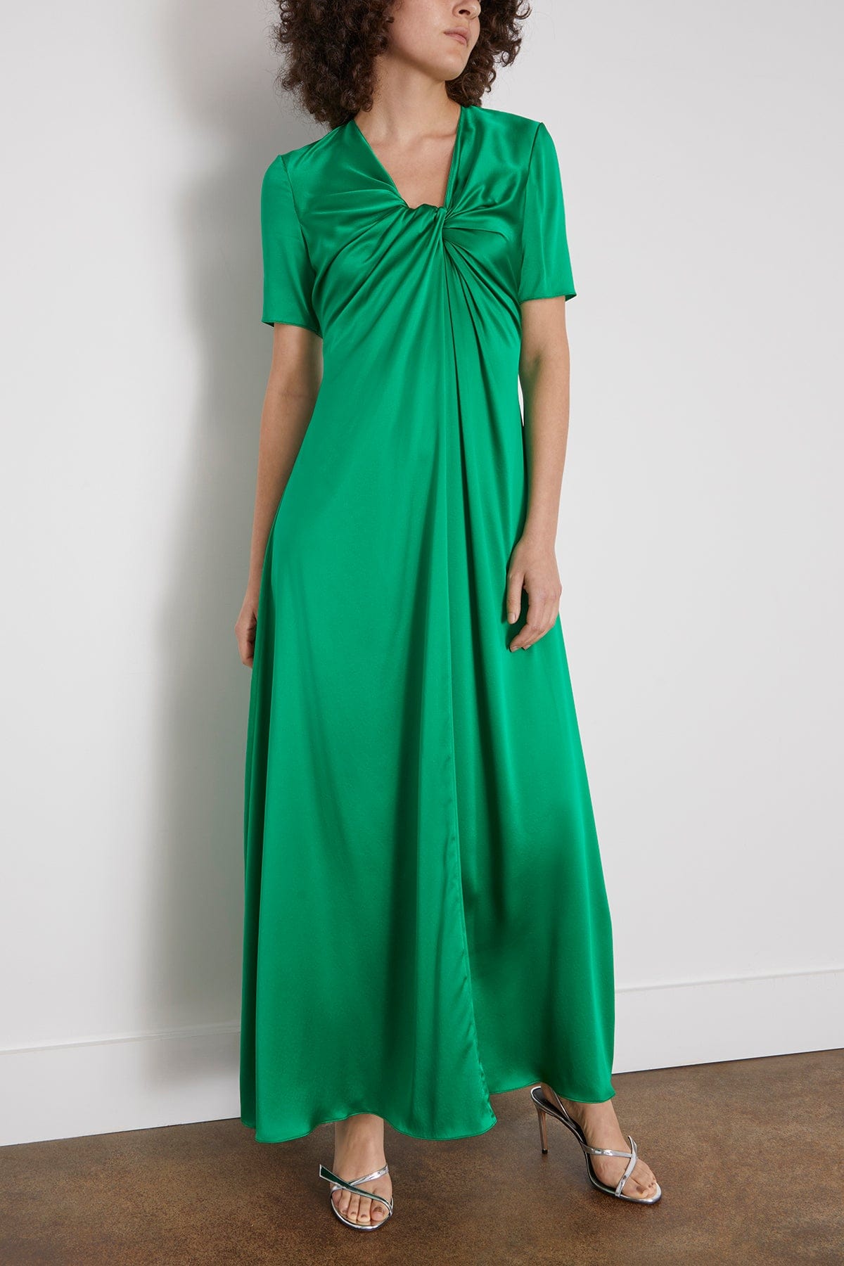 Twist Front Short Sleeve Gown in Emerald